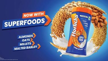 Horlicks Superfoods with almonds, oats, millets, and malted barley.